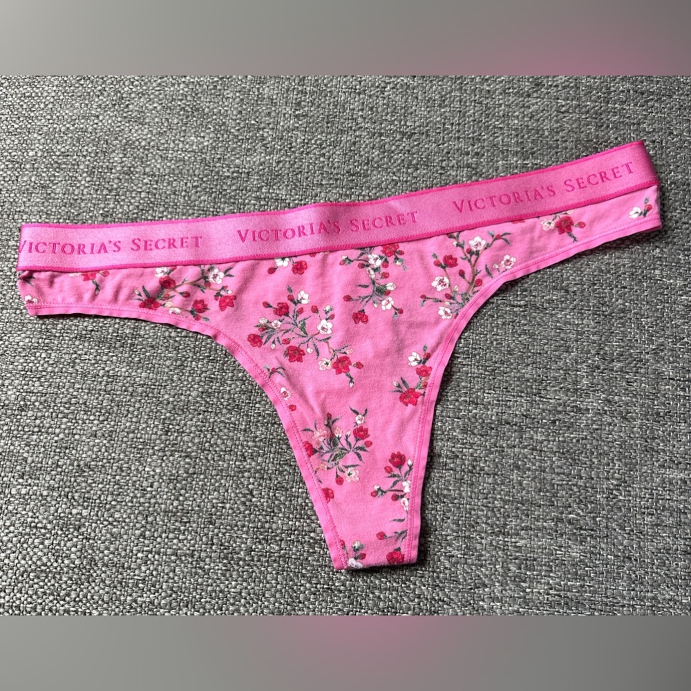 Victoria's Secret Pink Floral Thong Panty